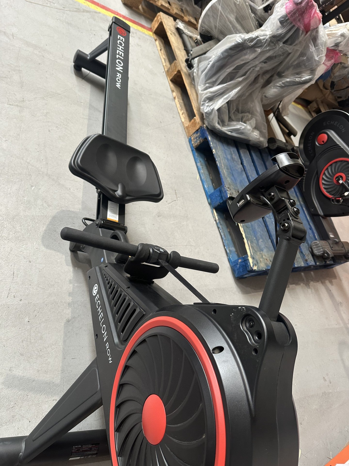 Lot of 2 x Echelon Items for Spares or Repair (ref ECH-APM-A-11938) Total RRP £3948