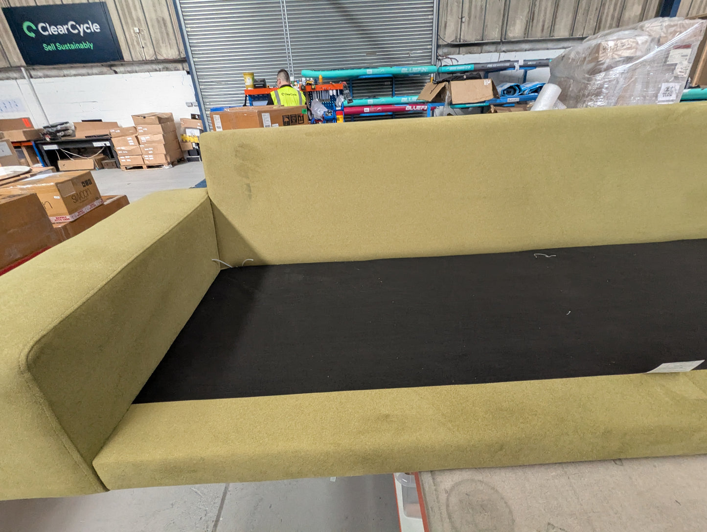Lot of 2 x Swoon Items inc Upholstery for Spares or Repair (ref SWO-AP-A-11935) Total RRP £3548