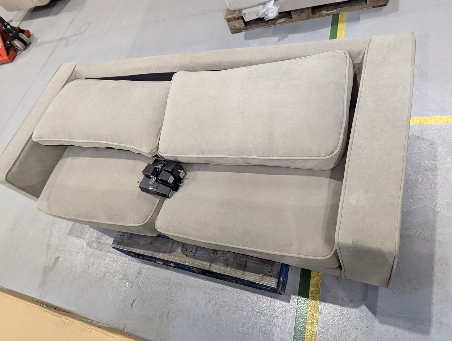 DUS-APM-63042 Grade-C3 Dusk Soho 3 Seater Sofa - Sand RRP £899