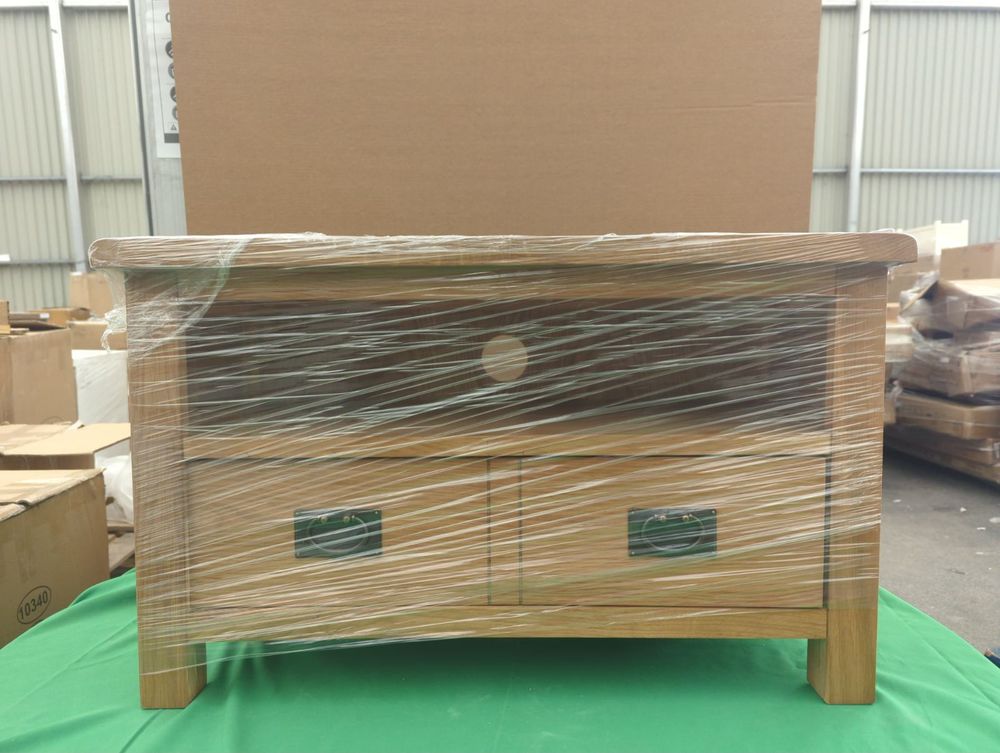 ROS-OUT-00252 Grade-C1 Roseland Furniture Lanner Oak 80cm TV Stand RRP £164.95
