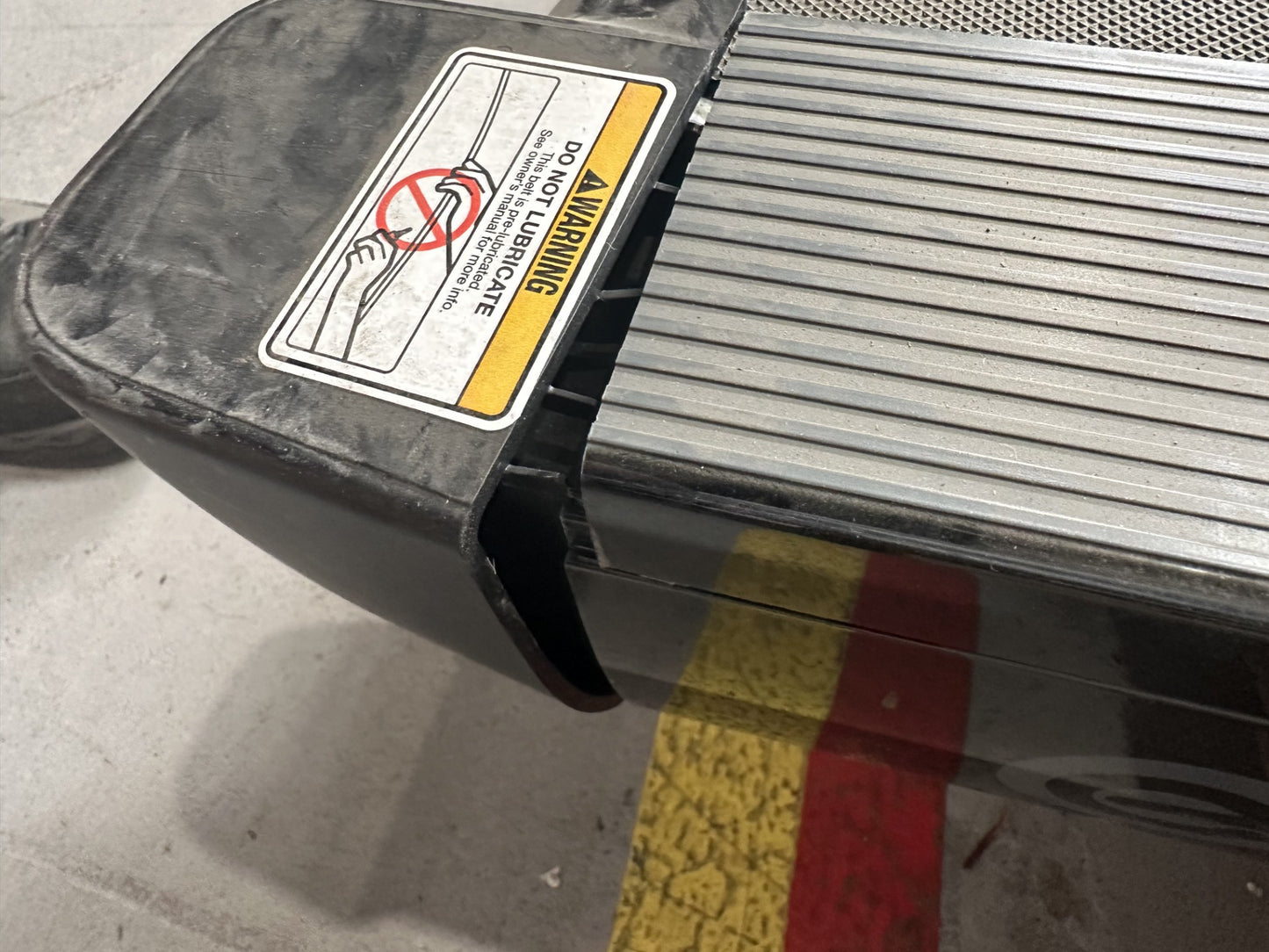 Lot of 2 x Echelon Treadmills for Spares or Repair (ref ECH-APM-A-11789) Total RRP £4098