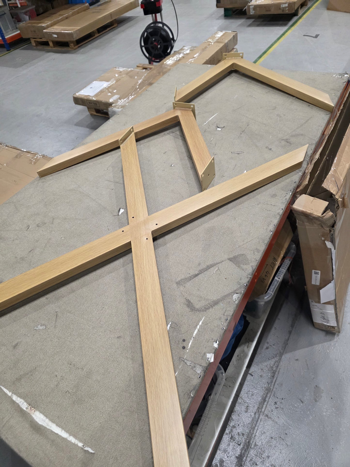 Lot of 4 x Dusk Items for Spares or Repair (ref DUS-APM-A-13344) Total RRP £1920