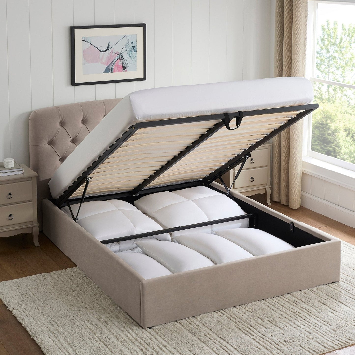 Lot of 4 x Dusk Items inc Beds for Spares or Repair (ref DUS-APM-A-11818) Total RRP £2026