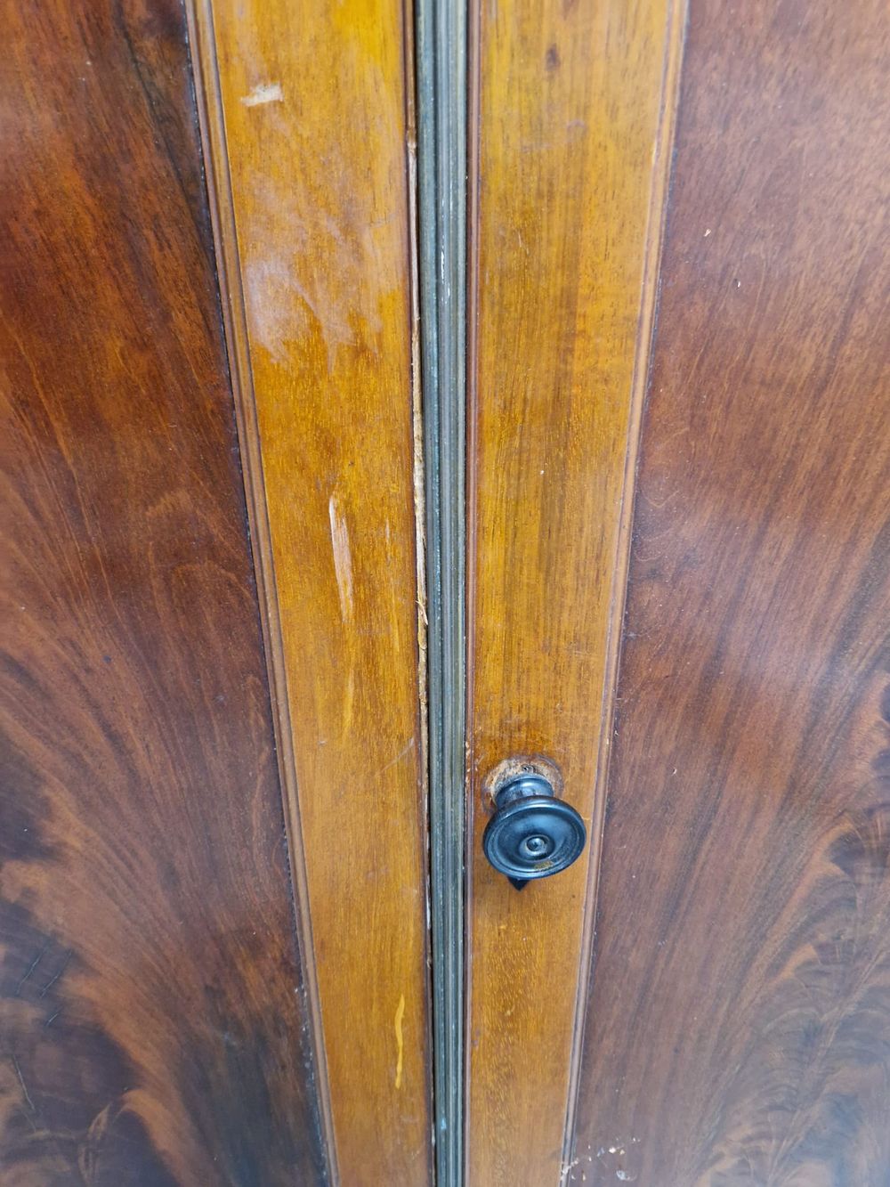 VIN-APM-00007 Grade-BER Maple And Co Antique Edwardian Triple Wardrobe in Mahogany c.1900 RRP £1250