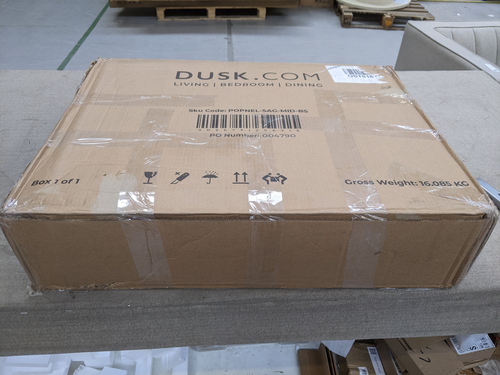 Lot of 8 x Dusk Items inc Upholstery for Spares or Repair (ref DUS-APM-A-12810) Total RRP £948