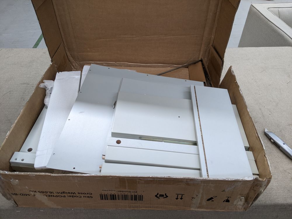 Lot of 8 x Dusk Items inc Upholstery for Spares or Repair (ref DUS-APM-A-12810) Total RRP £948