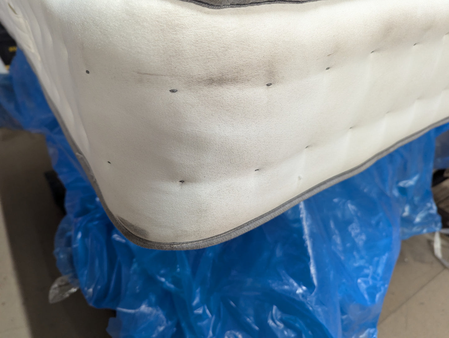Lot of 3 x M&S Mattresses Needing a Clean Minor Faults (ref MAS-APM-A-9936) Total RRP £1997