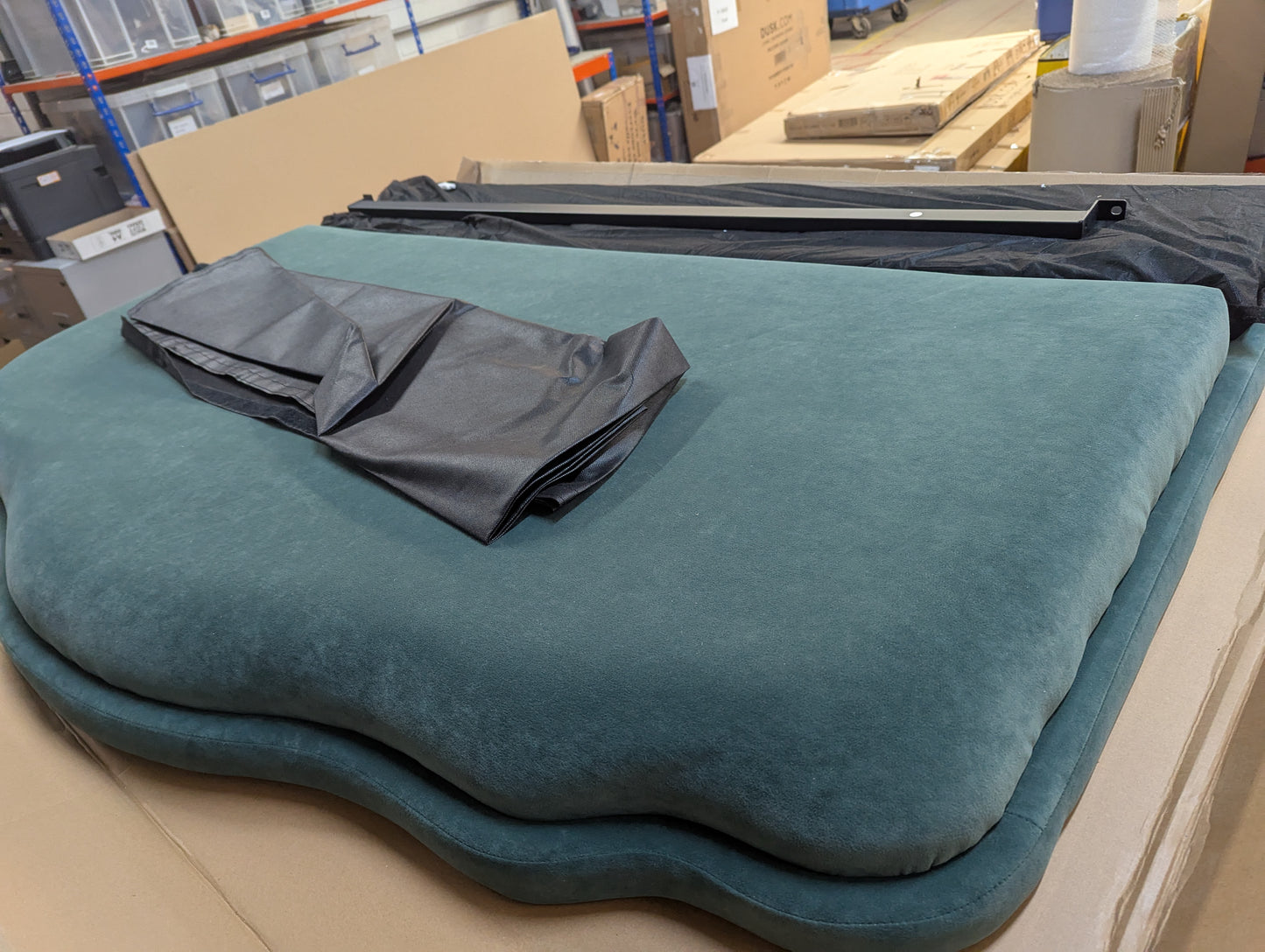 Lot of 9 x Dusk Bed Parts for Spares or Repair (ref DUS-APM-A-10259) Total RRP £4471