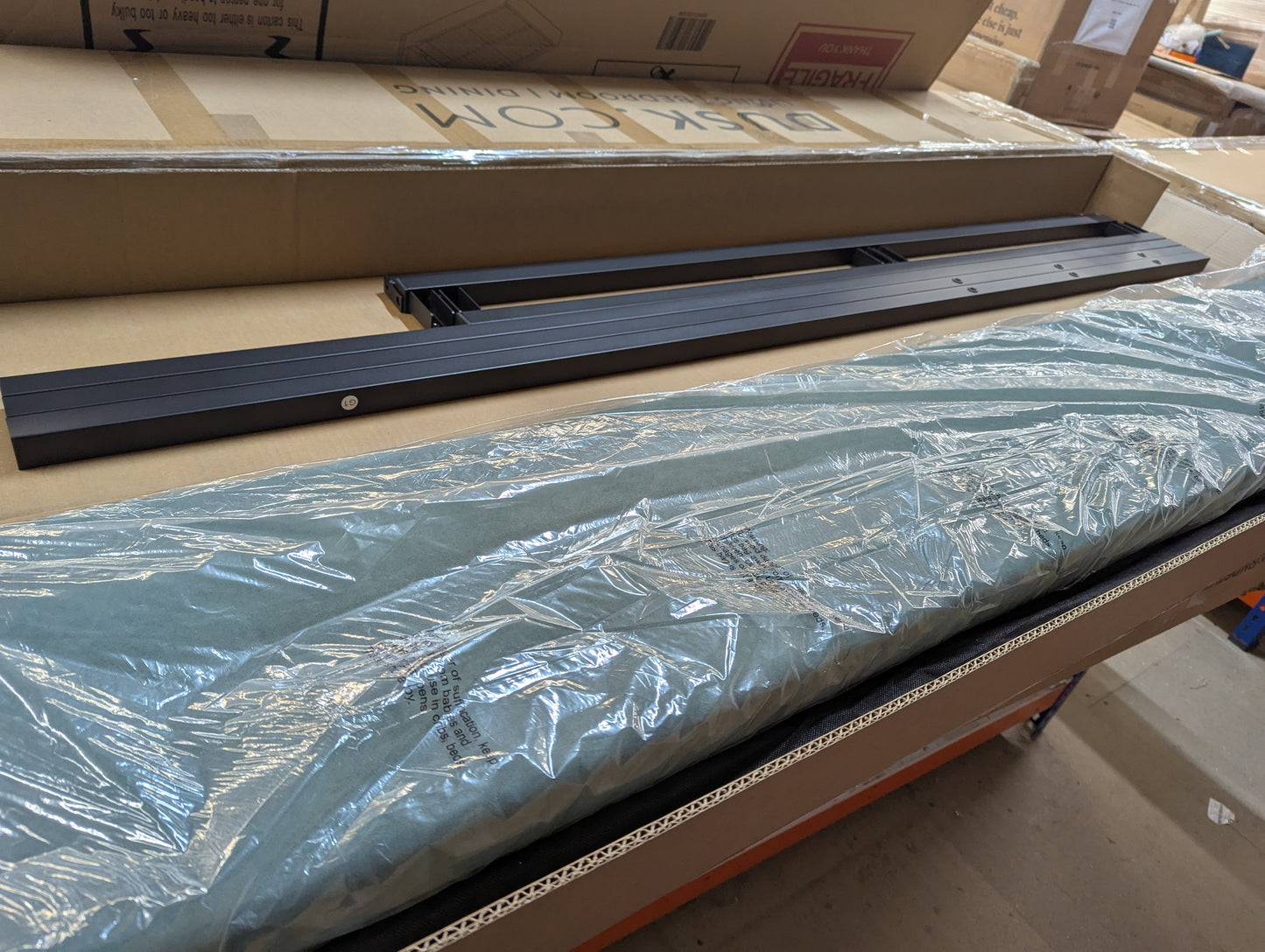 Lot of 9 x Dusk Bed Parts for Spares or Repair (ref DUS-APM-A-10259) Total RRP £4471