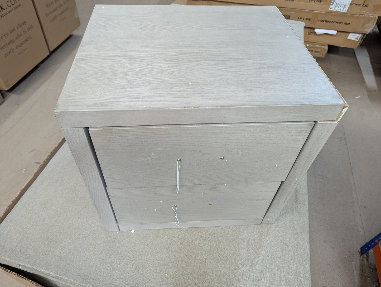 Lot of 9 x Dusk Furniture items for Spares or Repair (ref DUS-APM-A-10292) Total RRP £2047