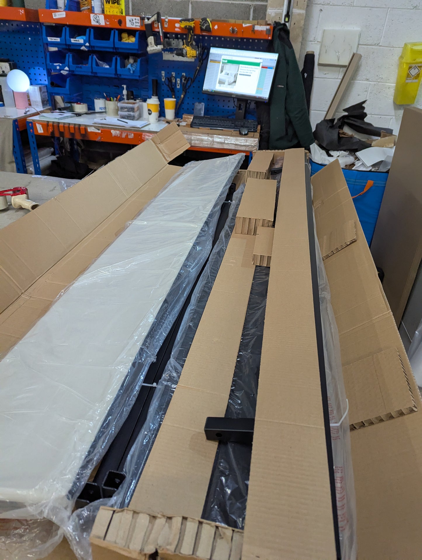 Lot of 7 x Dusk Bed Part items for Spares or Repair (ref DUS-APM-A-10407) Total RRP £4053