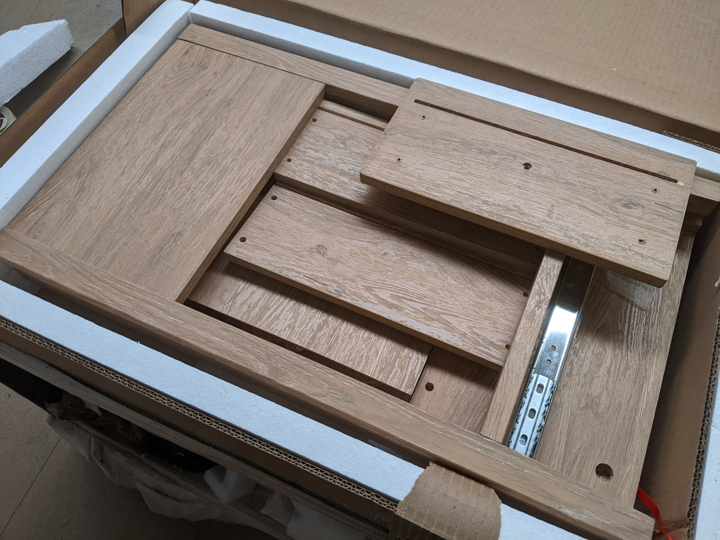 Lot of 9 x Dusk Furniture items for Spares or Repair (ref DUS-APM-A-10435) Total RRP £1406