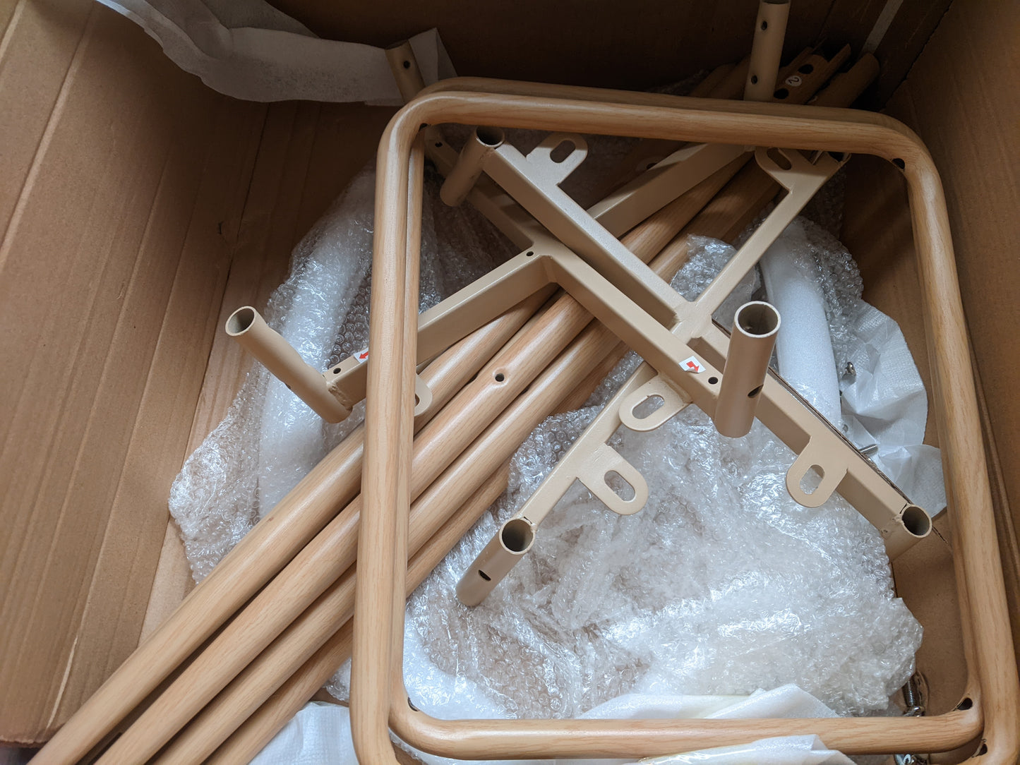 Lot of 9 x Dusk Furniture items for Spares or Repair (ref DUS-APM-A-10435) Total RRP £1406