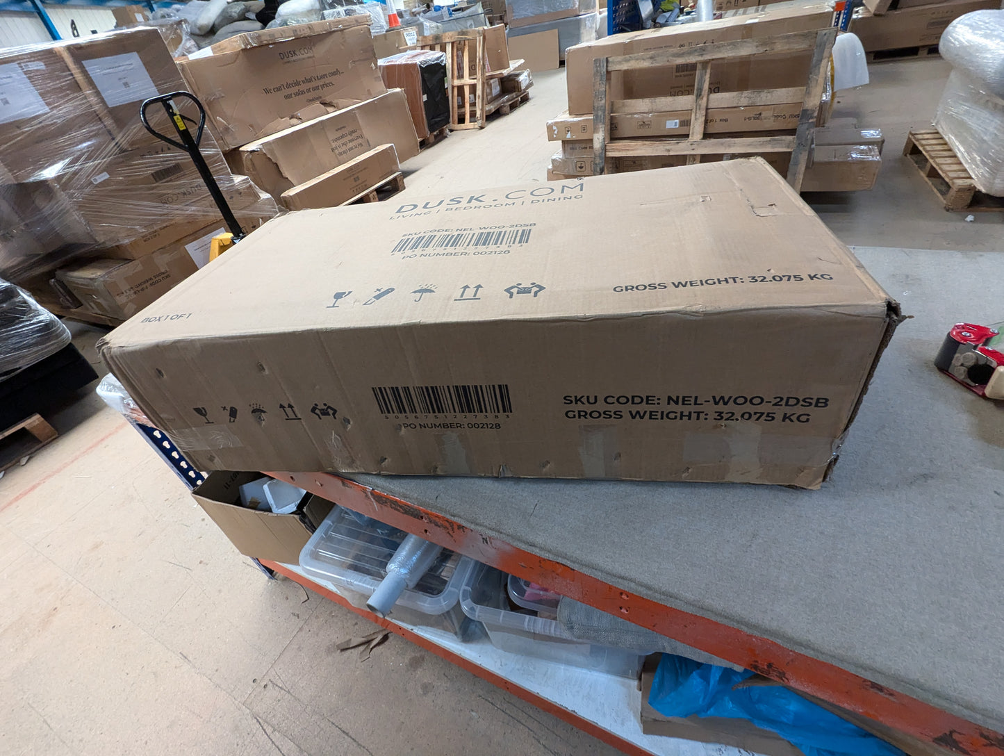 Lot of 9 x Dusk Furniture items for Spares or Repair (ref DUS-APM-A-10292) Total RRP £2047