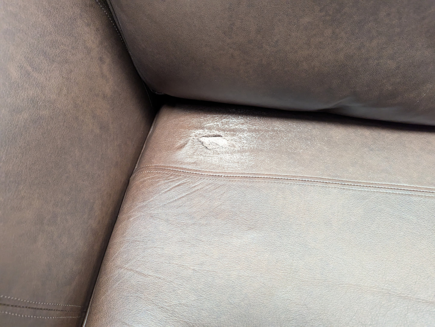 Lot of 3 x M&S items for Spares or Repair Sofas and a Bed (ref MAS-APM-A-10411) Total RRP £3933
