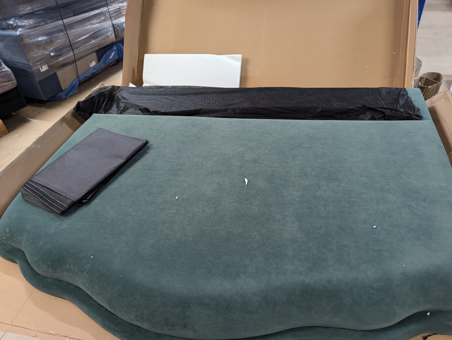 Lot of 8 x Dusk units in Spares and Repair condition (ref DUS-APM-A-10515) Total RRP £3982