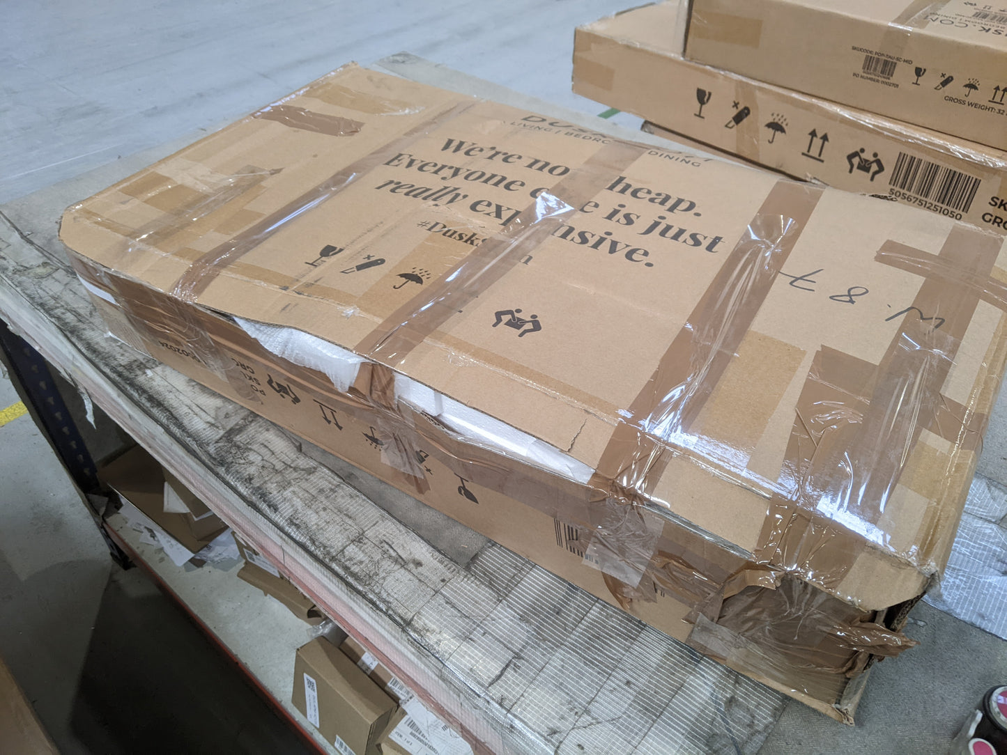 Lot of 9 x Dusk Furniture Items for Spares or Repair (ref DUS-APM-A-11779) Total RRP £1353