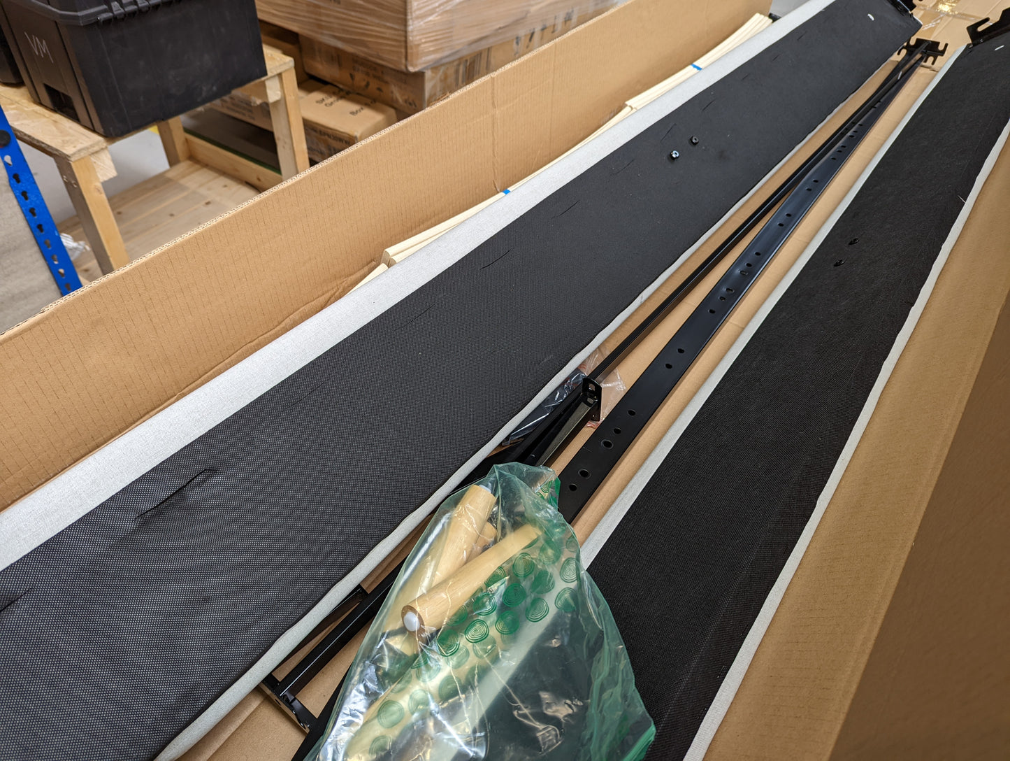 Lot of 4 x Dusk Items inc Beds for Spares or Repair (ref DUS-APM-A-11818) Total RRP £2026