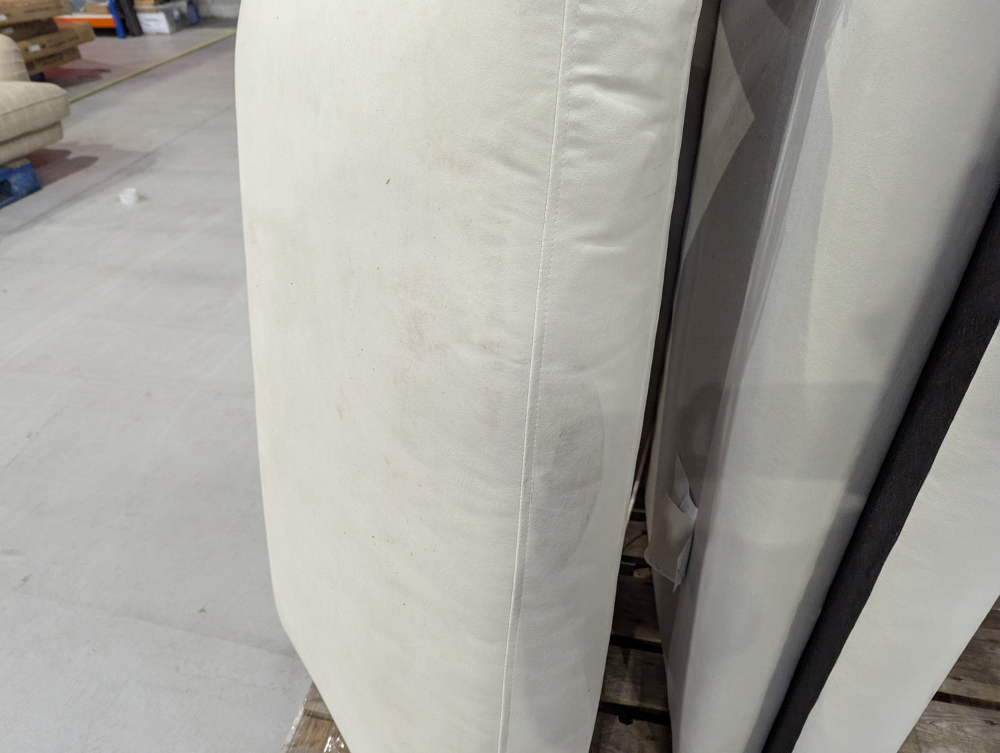 SWO-AP-35507 Grade-BER-DOA Willows Four-seater Sofa in Bone Easy Velvet with Dark Feet RRP £2499