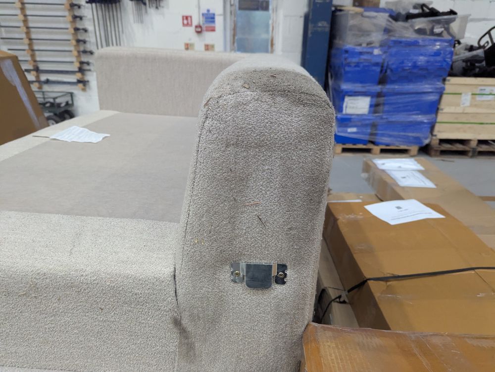 SWO-AP-35492 Grade-BER-DOA Seattle Right Hand Corner Sofa In Natural Boucle RRP £2779