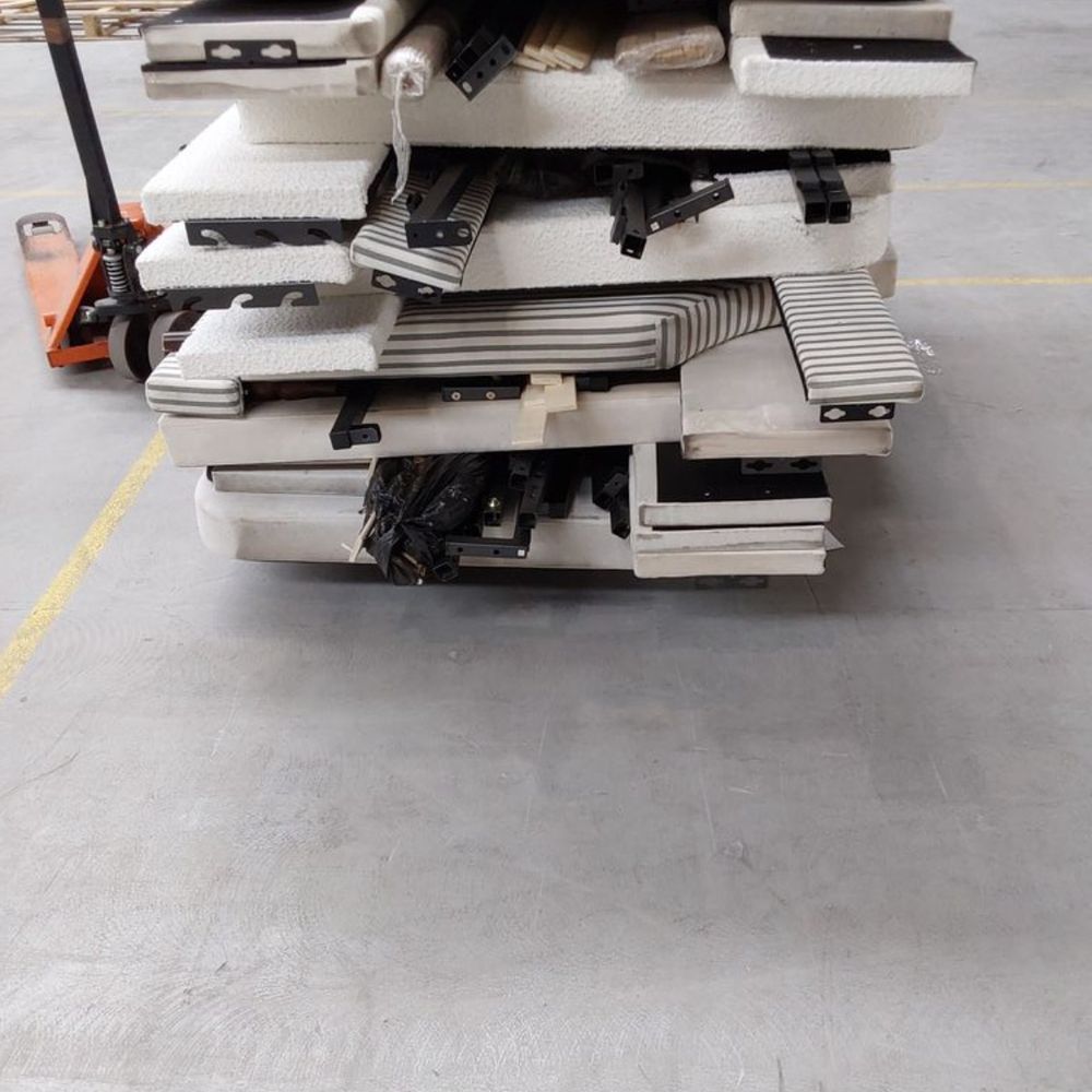 Lot of 6 x Dusk items grade-DOA Spares or repair RRP £2022.00