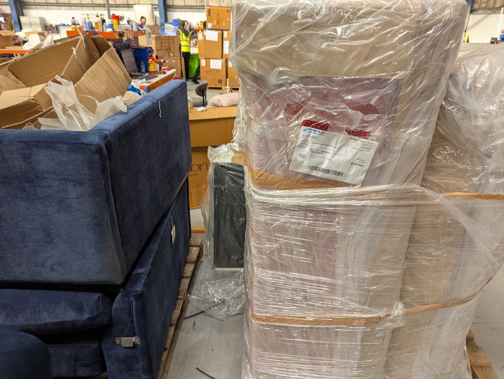 Lot of 2 x Swoon Items inc Upholstery for Spares or Repair (ref SWO-AP-A-12893) Total RRP £5768