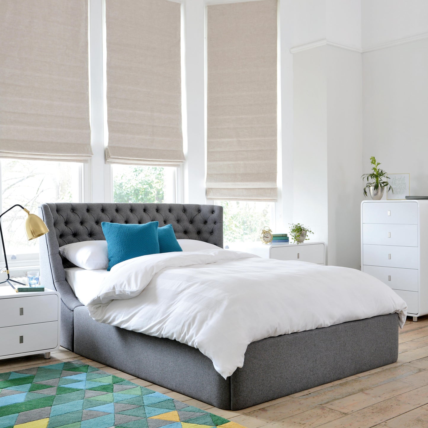 DFS-NEW-06153 Grade-A DFS Cavendish Ii Super King Size Ottoman Bedframe In Grey RRP £1049