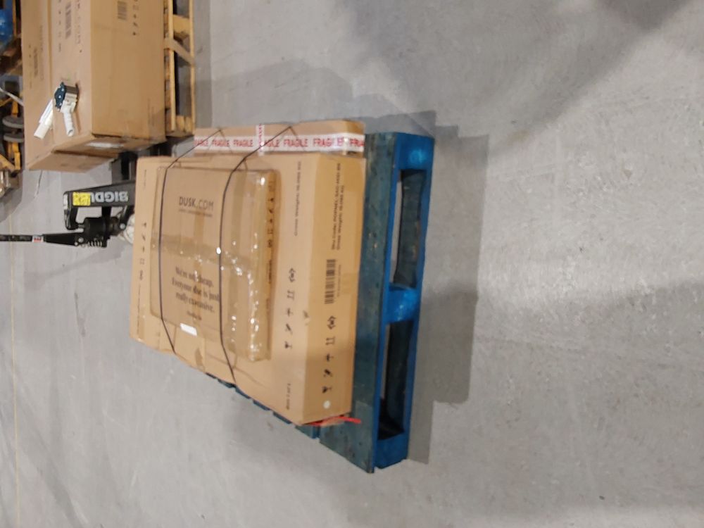 Lot of 4 x Dusk Items for Spares or Repair (ref DUS-GOL-A-13914) Total RRP £526