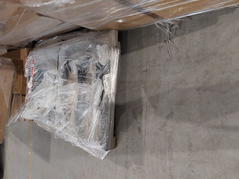 Lot of 2 x Dusk Items for Spares or Repair (ref DUS-GOL-A-13544) Total RRP £478