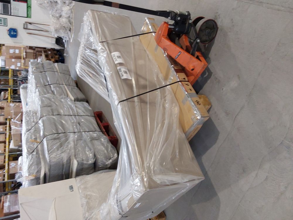 Lot of 2 x Dusk Items inc Soho Sofa Sand for Spares or Repair (ref DUS-APM-A-13167) Total RRP £1368