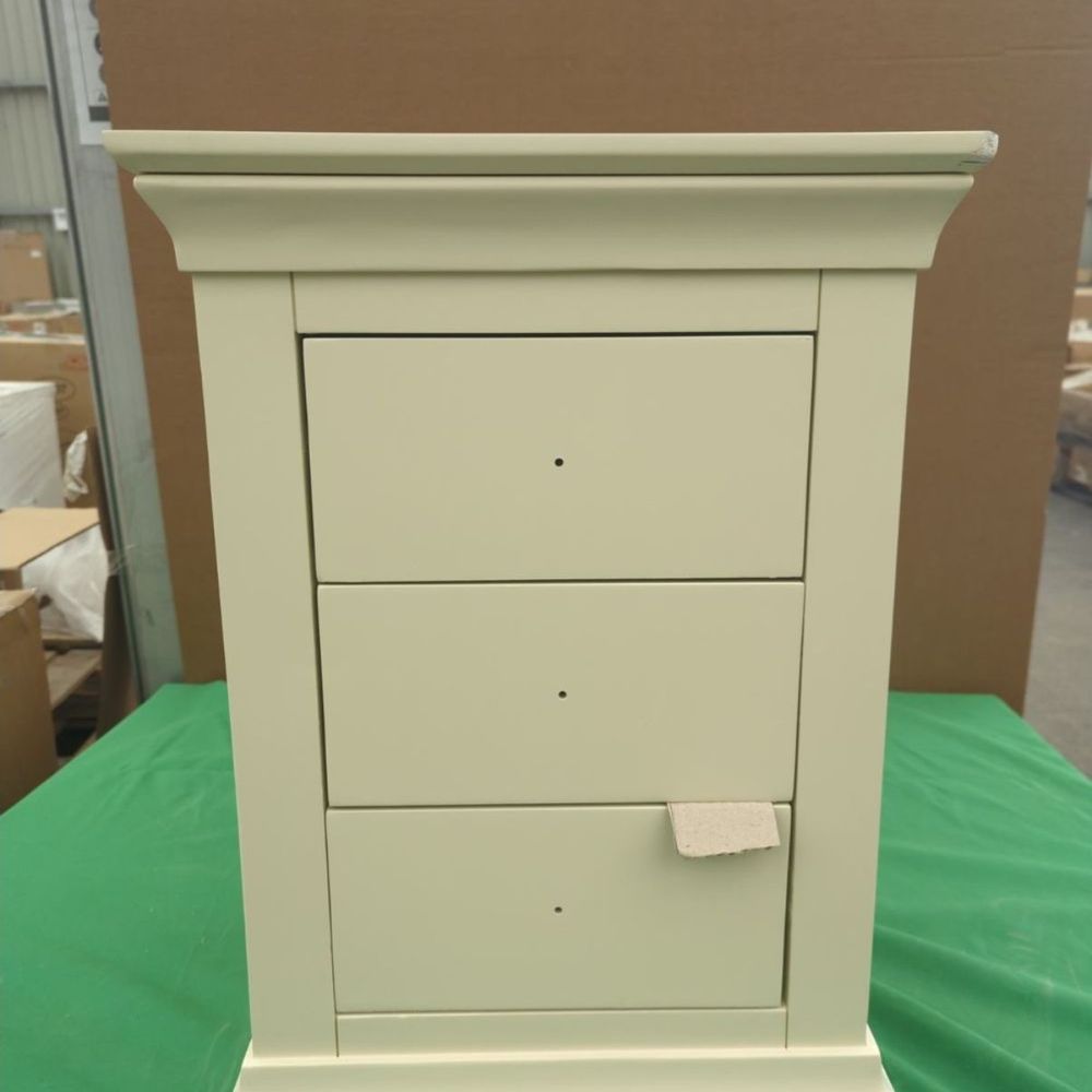 ROS-OUT-00331 Grade-C1 Roseland Furniture Colette 3 Drawer Bedside Table - Cream RRP £124.95