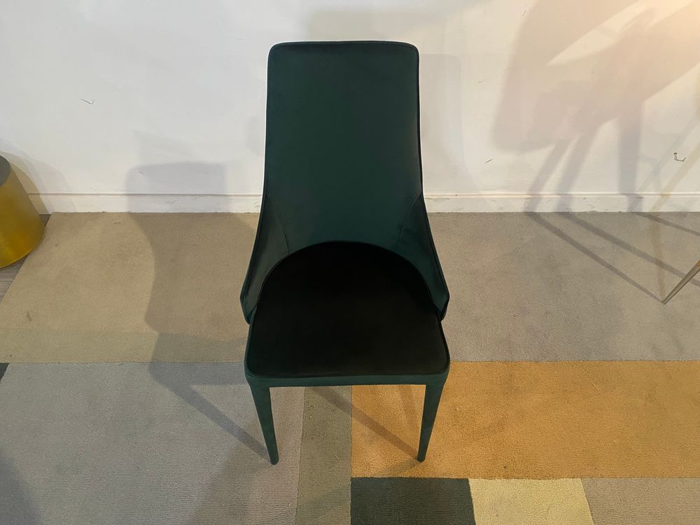 DFS-HO2-05938 Grade-C0 DFS Sottile Dining Chair in Dickens Velvet Green RRP £179