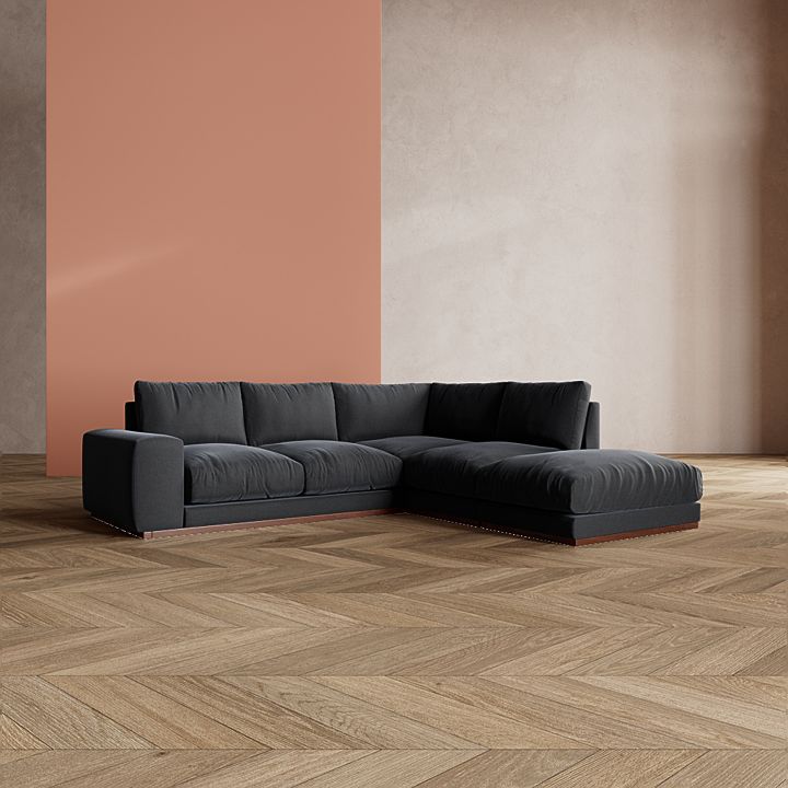 SWO-AP-36586 Grade-BER Denver Right Hand Corner Sofa in Plain Ebony Dark Feet RRP £4039