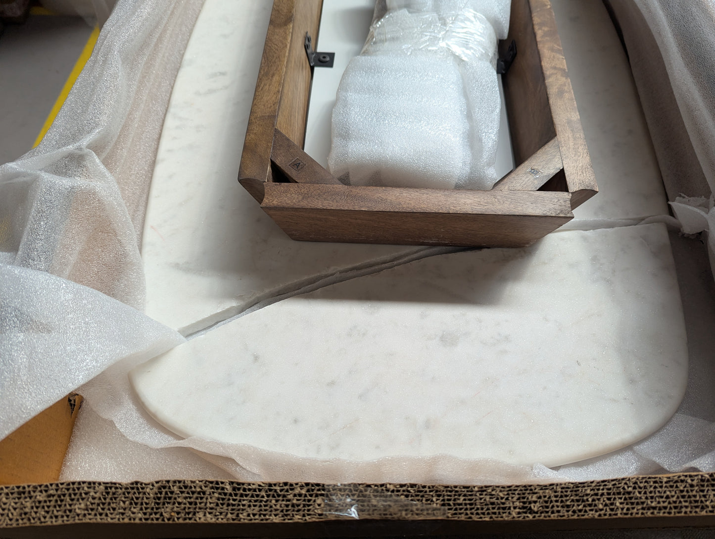 SWO-AP-33334 Grade-BER-DOA Swoon Kasper Coffee Table in Marble & Mango RRP £379.00