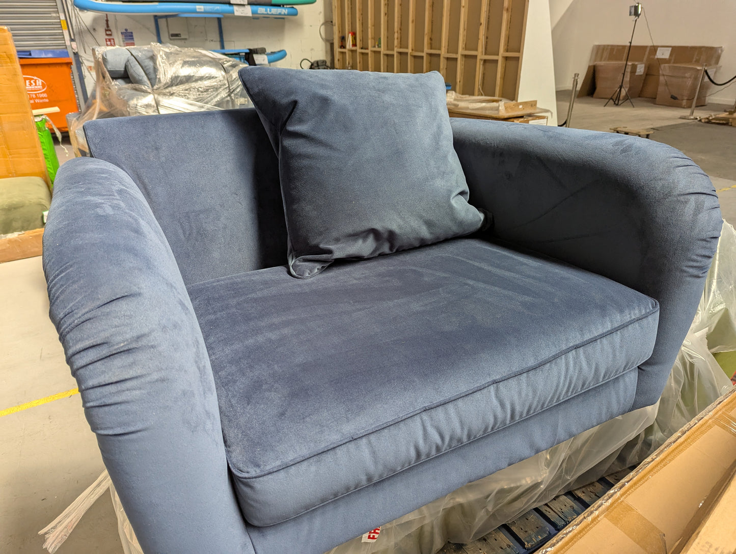 Lot of 3 x M&S Items for Spares or Repair (ref MAS-APM-A-11542) Total RRP £1597