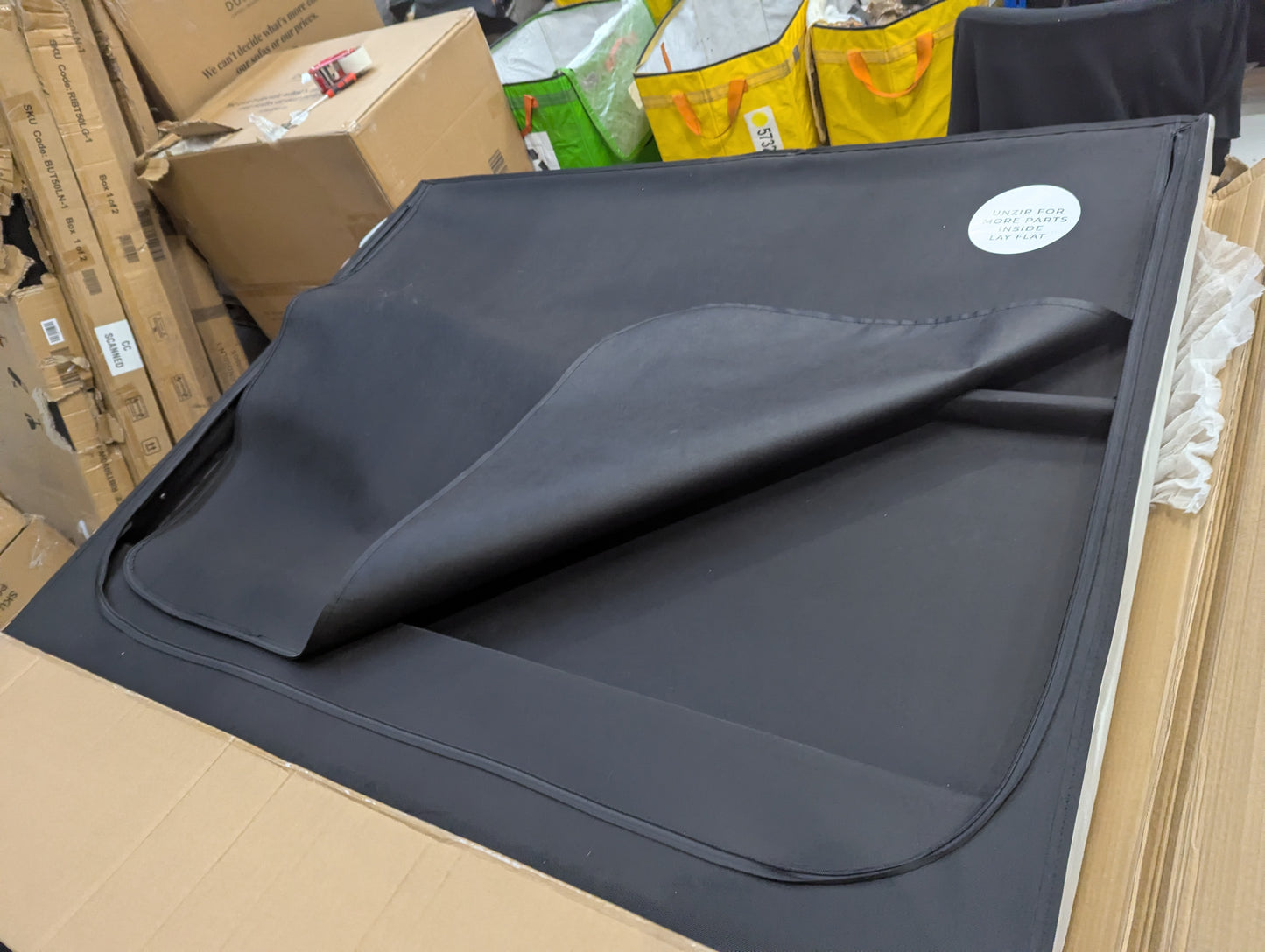 Lot of 4 x Dusk Items inc Beds for Spares or Repair (ref DUS-APM-A-13637) Total RRP £2176