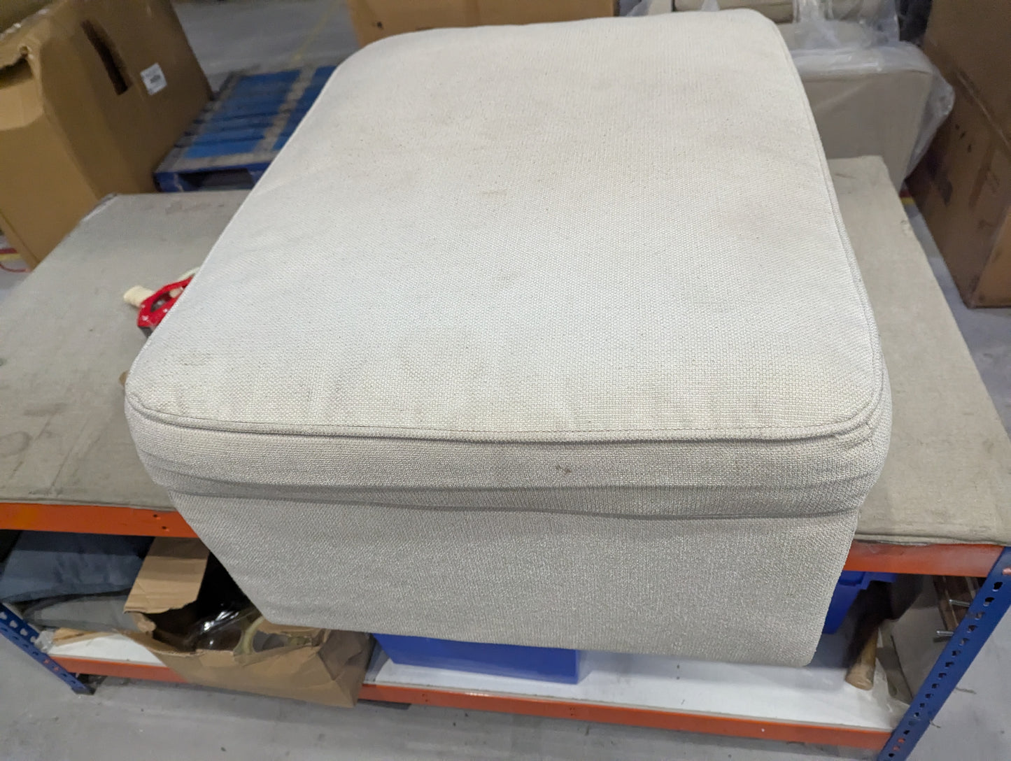 Lot of 4 x Dusk Furniture for Spares or Repair (ref DUS-APM-A-13632) Total RRP £1397