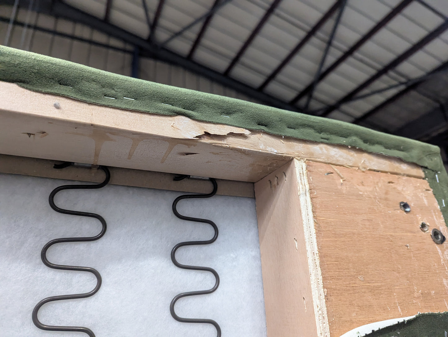 Lot of 3 x Swoon items grade-DOA Spares or repair RRP £4088.00