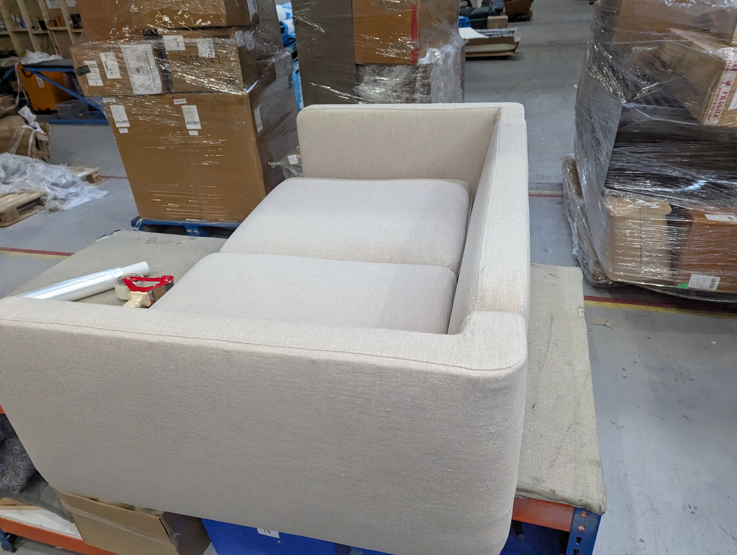 Lot of 2 x Swoon Items inc Upholstery for Spares or Repair (ref SWO-AP-A-13814) Total RRP £2508