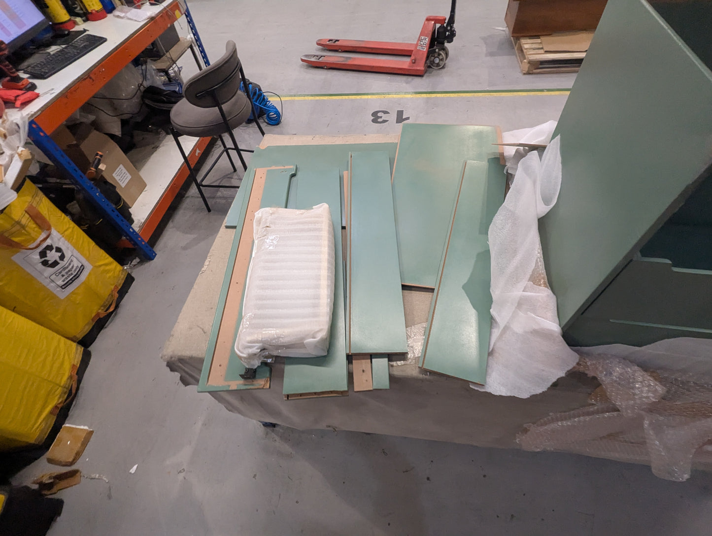 Lot of 6 x Swoon items grade-BER Spares or repair RRP £2834.00