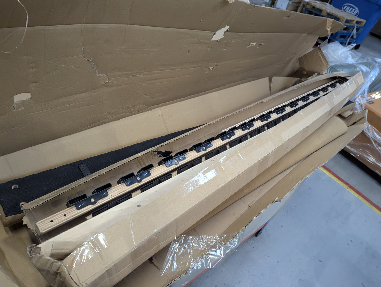 Lot of 7 x Swoon furniture items grade-BER Spares or repair RRP £4043.00