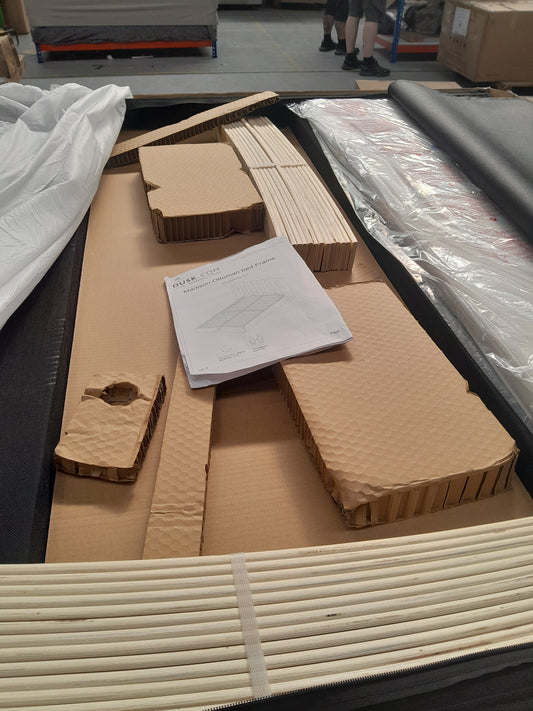 Lot of 6 x Dusk Items inc Beds for Spares or Repair (ref DUS-APM-A-12474) Total RRP £3394