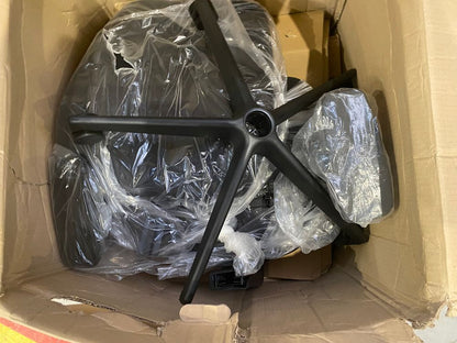 Lot of 4 x Posturite desk office chairs grade-BER Spares or repair RRP £3204.95