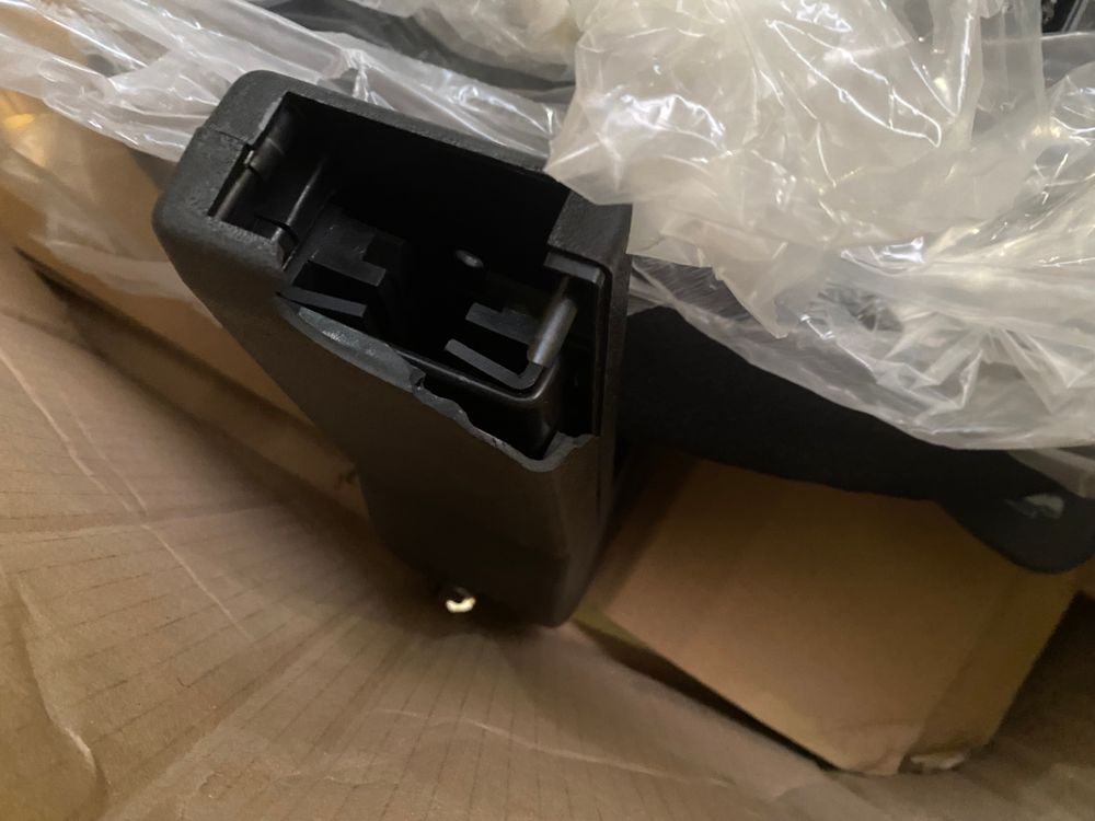 Lot of 2 x Posturite Items Grade-BER Spares or Repair RRP £780.95