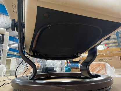 Stressless View (M) Classic Power Chair Leg/back In Paloma Fog With Wenge Feet RRP £3829