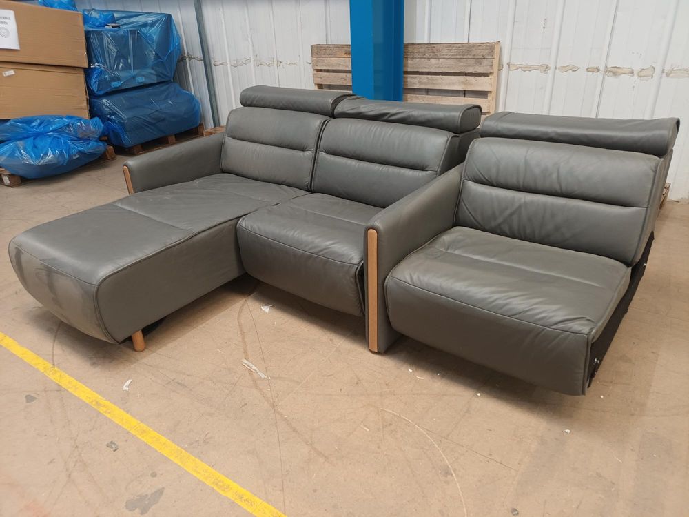 STR-NOR-00152 Grade-BER-DOA Stressless Emily Wood 3-Seater Chaise End Sofa in Paloma Metal Grey and Walnut Stain RRP £8768