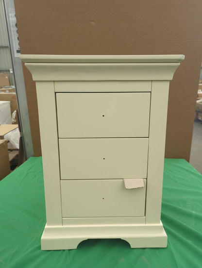 Lot of 7 x Roseland Furniture items grade-C1 Good with faults RRP £1859.65