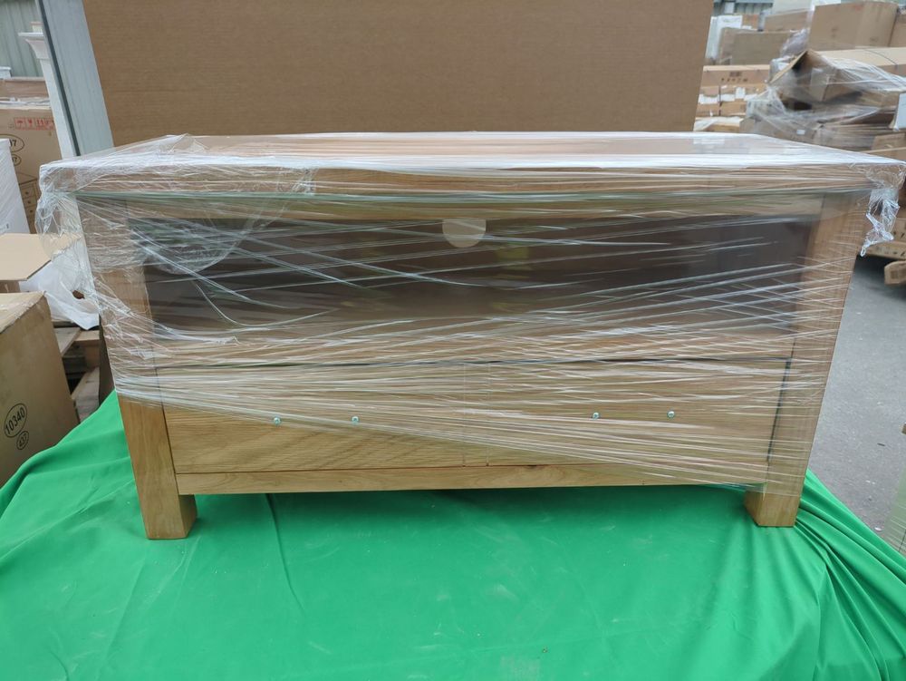 ROS-OUT-00239 Grade-C1 Roseland Furniture London Oak 90cm TV Stand RRP £139.95