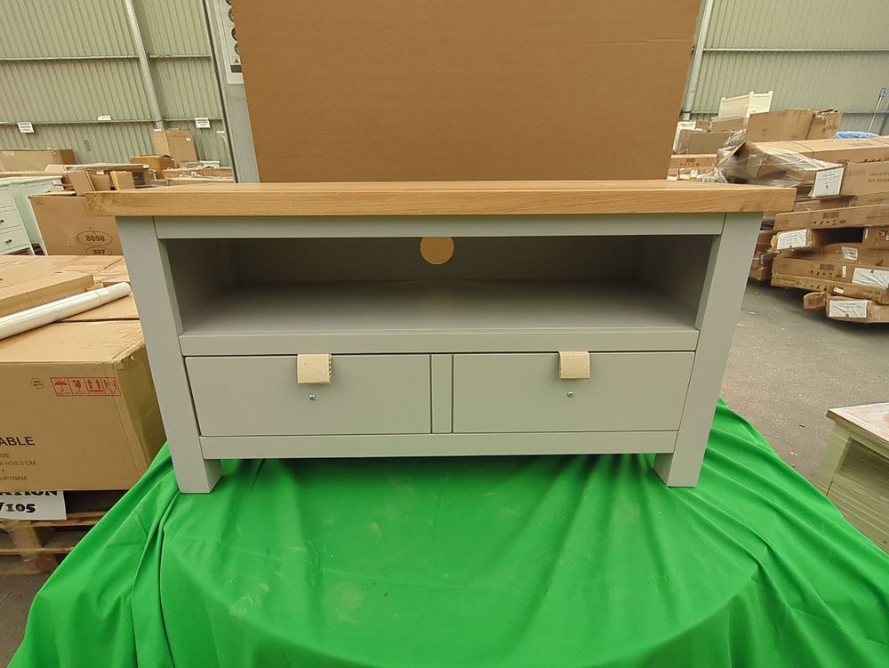 ROS-OUT-00240 Grade-C0 Roseland Furniture Farrow Grey Painted 90cm TV Stand RRP £119.95
