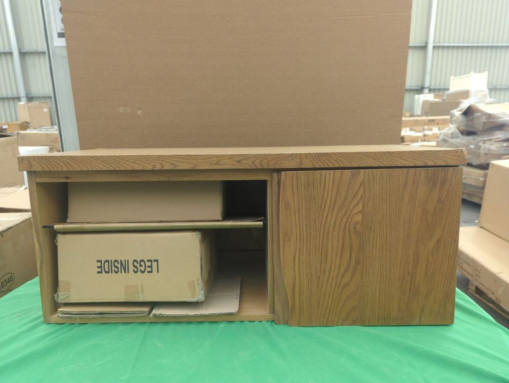 ROS-OUT-00260 Grade-C1 Roseland Furniture Isaac Oak 90cm Small TV Stand RRP £229.95